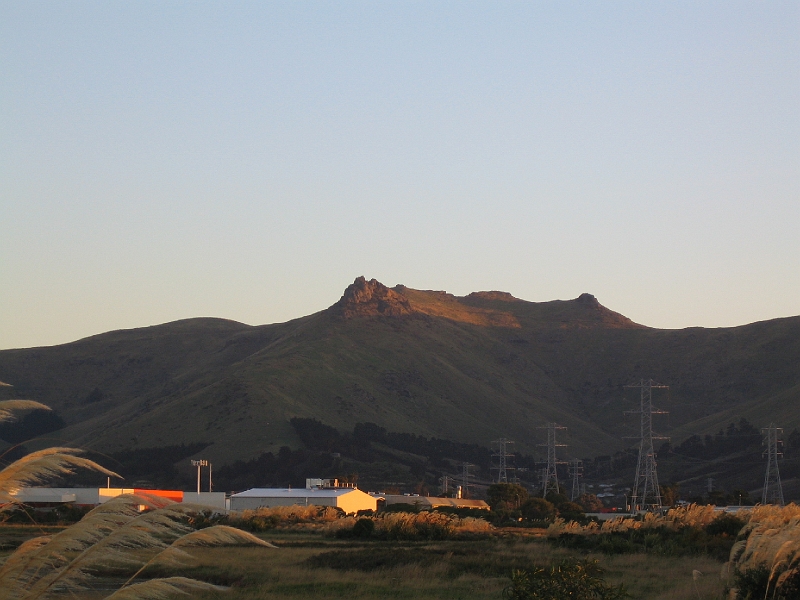 IMG_2043.JPG - Port Hills from the Sumner Road