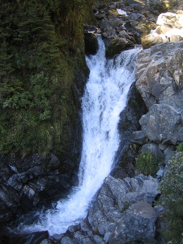IMG_2154.JPG - Devil's Punchbowl Falls