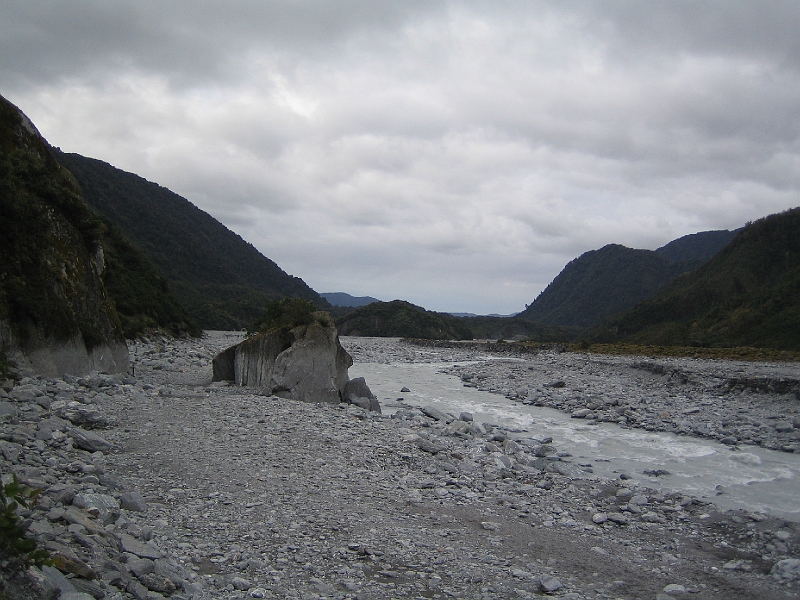 IMG_2182.JPG - Walk to the glacier
