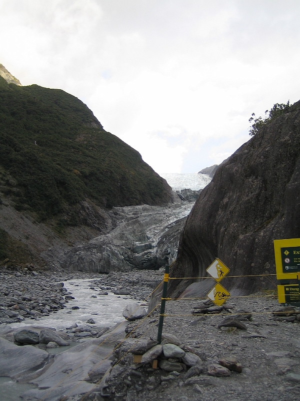 IMG_2184.JPG - Walk to the glacier: no further!