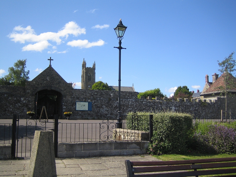 IMG_2891.JPG - Near the abbey ruins, Shaftesbury
