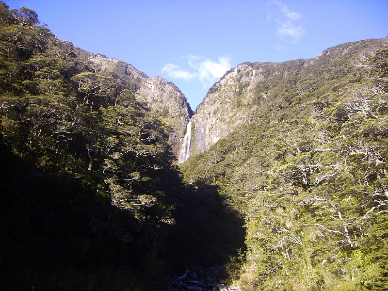 PICT2589.JPG - Devil's Punchbowl Falls