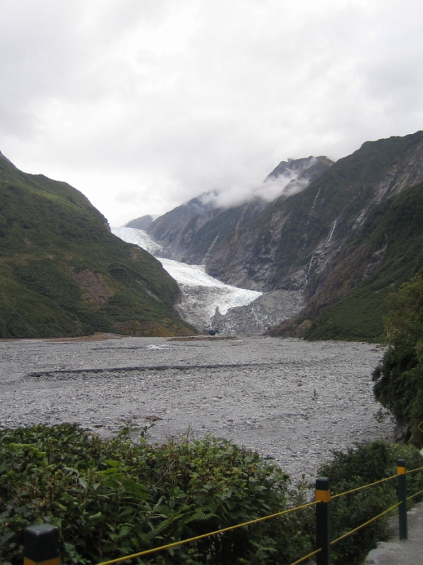 IMG_2168.JPG - Walk to the glacier