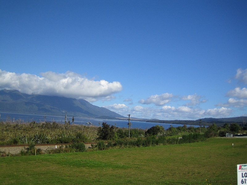 IMG_2312.JPG - Lake Brunner