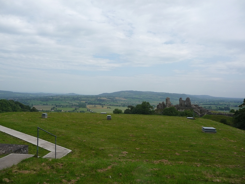 P1000350.JPG - Almost back down to town: Montgomery castle